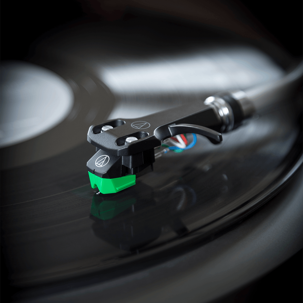 Audio-Technica Headshell/Cartridge Combo Kit (AT-VM95E/H) Dual Moving Magnet Cartridge With Headshell